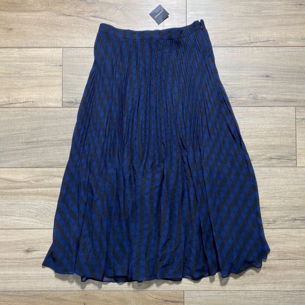 Club Monaco Women's Yowshee Lined‎ Pleated Skirt Size 2 Black And Blue